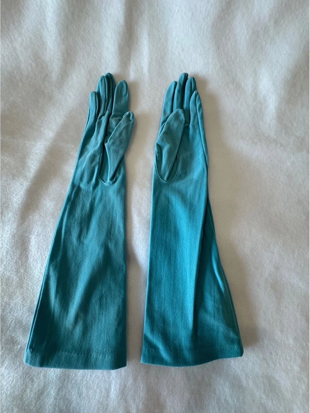Vintage Ladies Opera Gloves in Turquoise size 6
